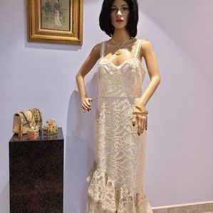 ML MONIQUE LHUILLIER EMBROIDERED MESH FIT&FLARE COCKTAIL WEDDING DRESS SIZE 8NWT